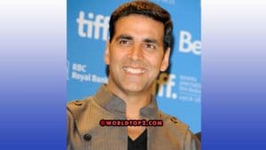 Akshay Kumar Bio, Age, Height, Net worth, Family, Facts