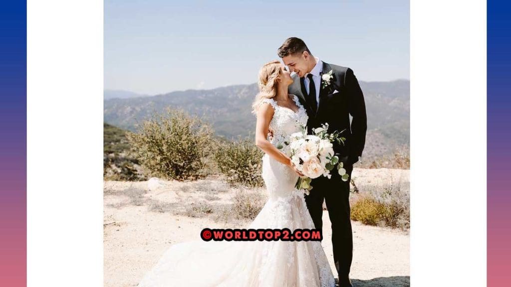 Tori Kelly Wedding Photo