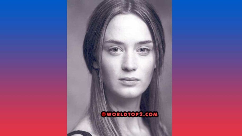 Emily blunt young photo
