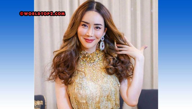 Anne JKN Biography