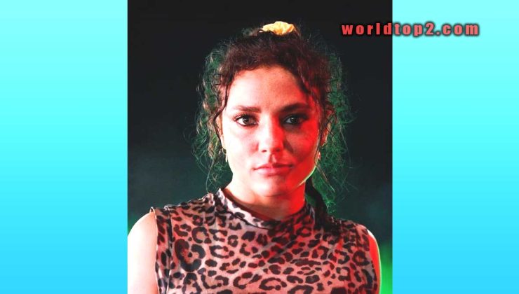 Jade Chynoweth Biography