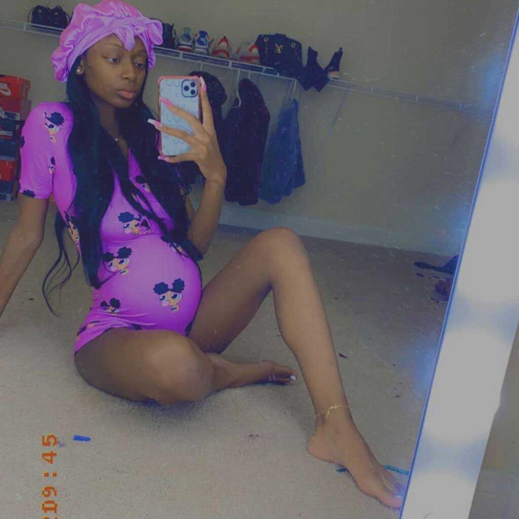 Kayla Nicole pregnancy