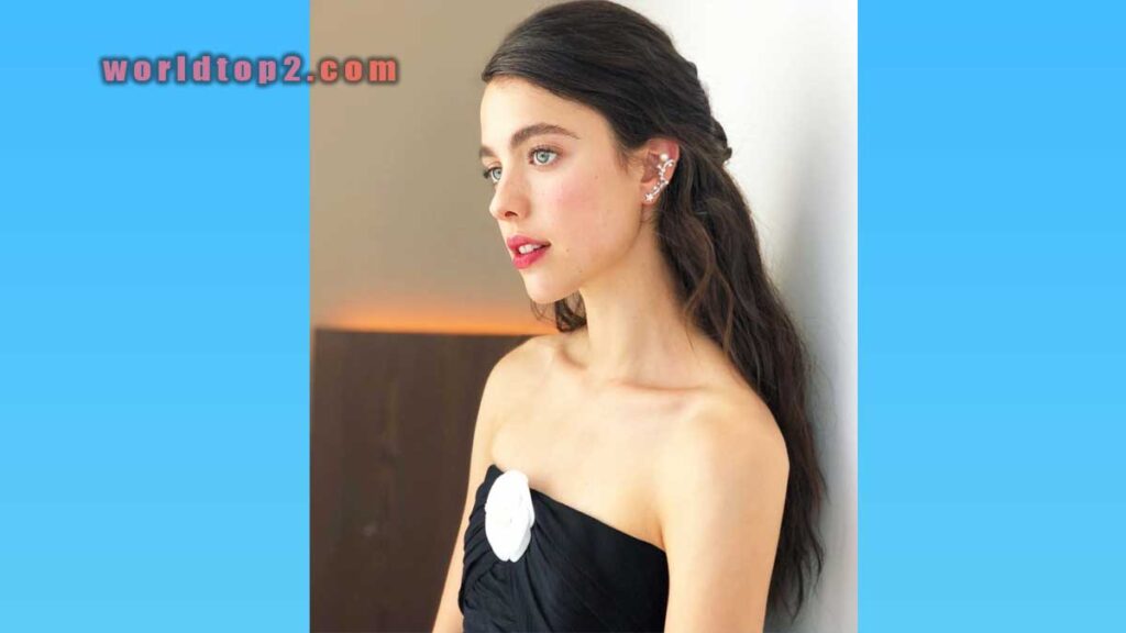 Margaret Qualley death standing