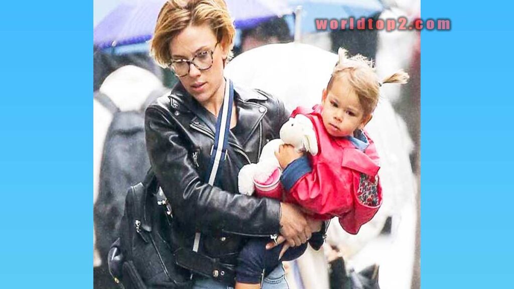 Scarlett Johansson with her daughter Rose Dorothy Dauriac