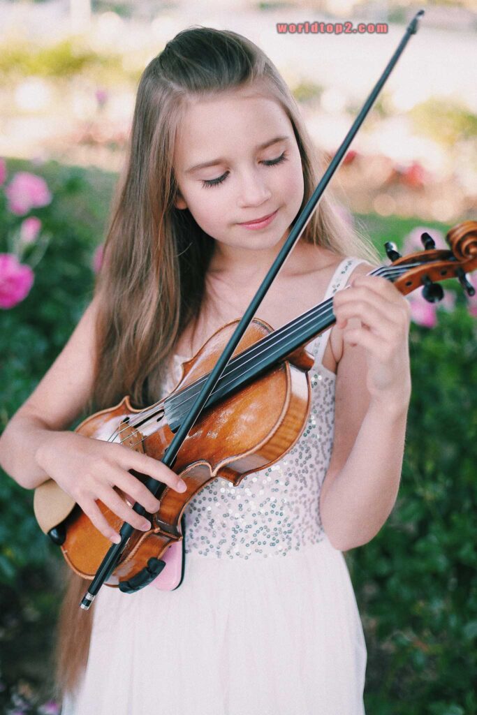 Karolina Protsenko violin