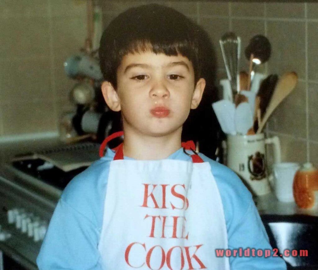 Hasan Piker childhood