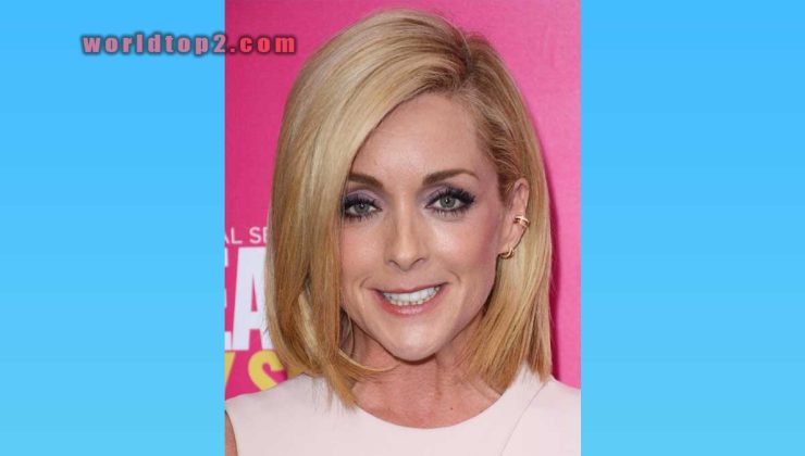 Jane Krakowski Biography