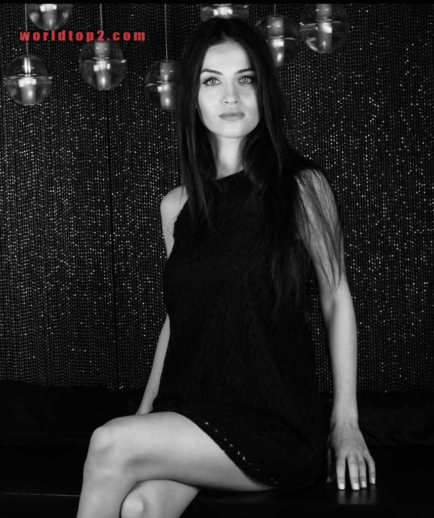 Jordana Lajoie bio wiki facts