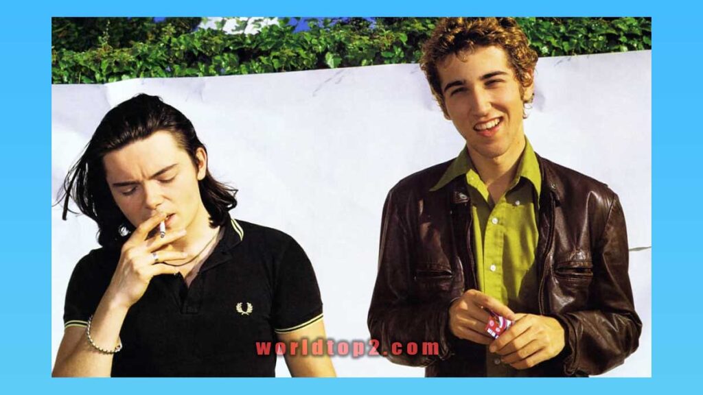 Daft Punk without without helmet