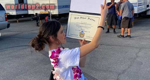 Jenna Ortega educational qualification
