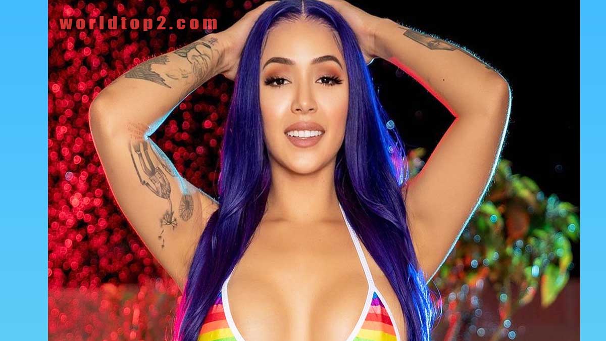 Minitinah (Cristina) Model Bio, Age, Height, Photos, Videos