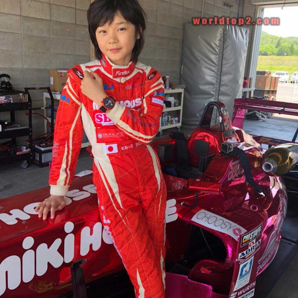 Juju Noda salary and net worth