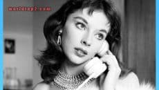 Vikki Dougan Biography