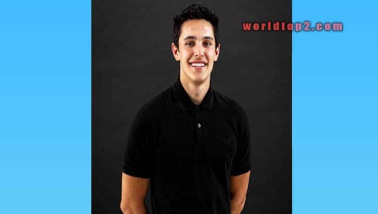 Dalton Gomez Biography