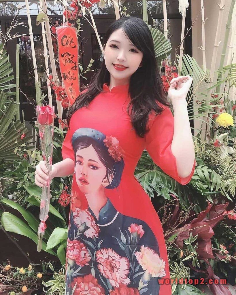 Hana Bunny cosplayer real photo