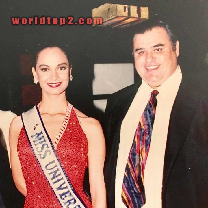 Lupita jones model