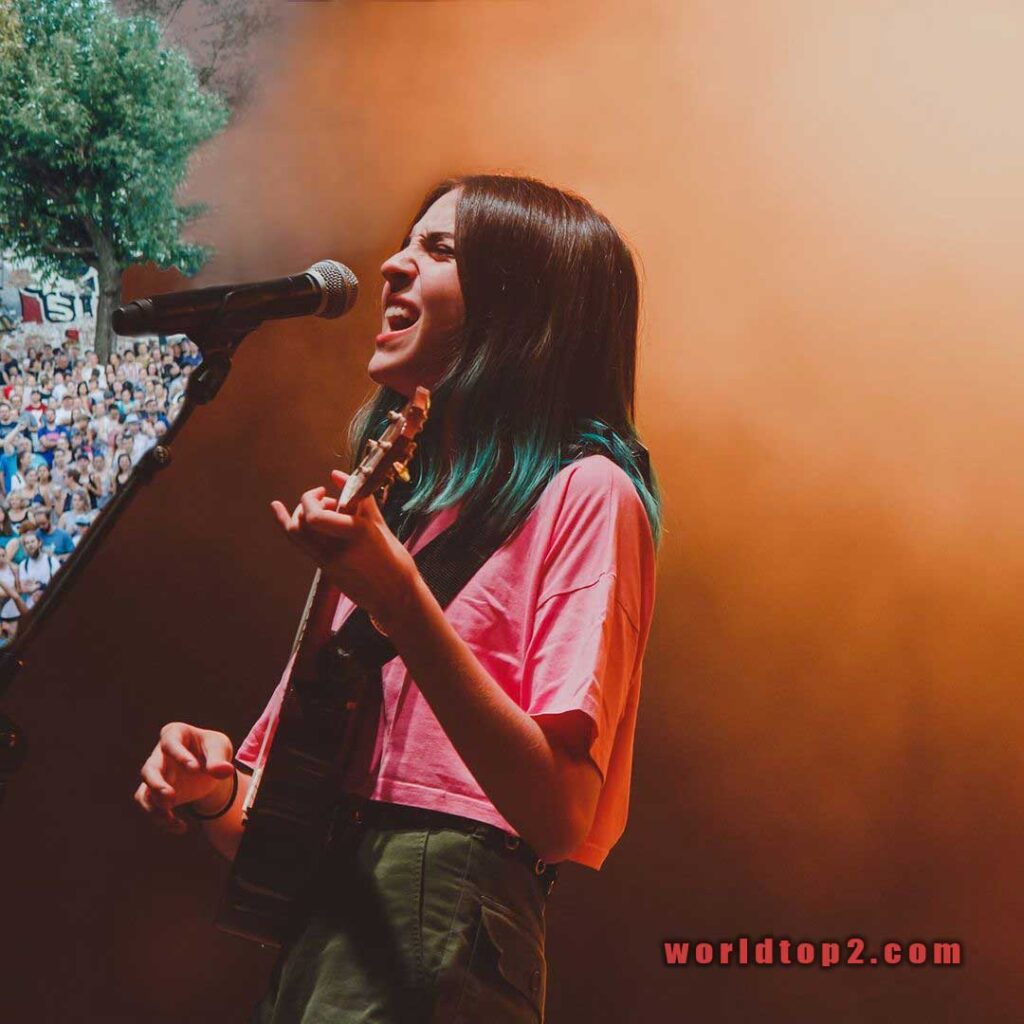 Miss Bee bio wiki facts