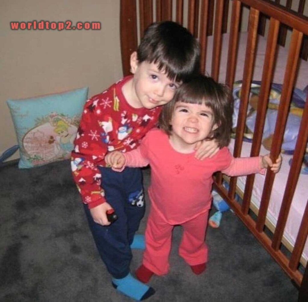 Mr Bee with his sister Gabriela Umika Burgos when they were child