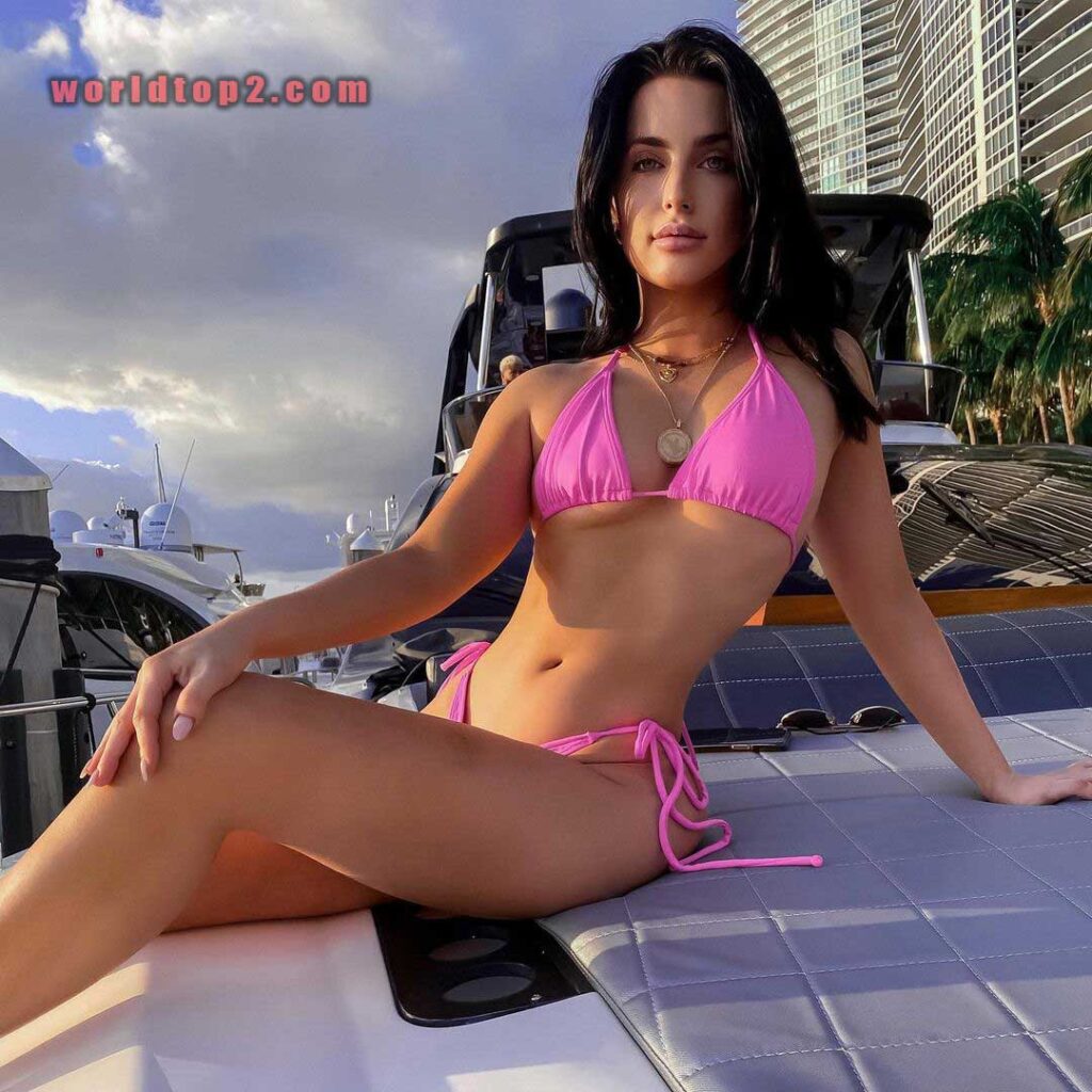 Sammi Landsman hot and sexy