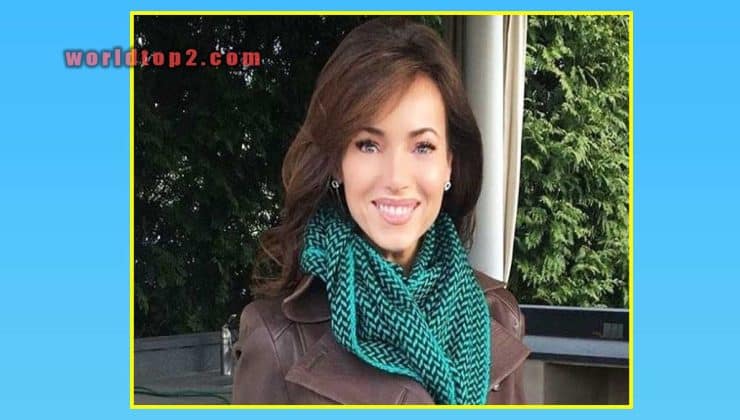 Lisa Robertson Biography