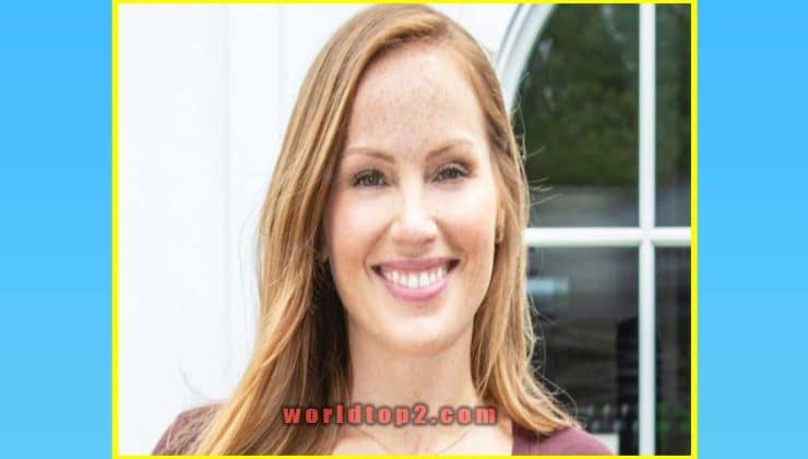 Mina Starsiak Biography