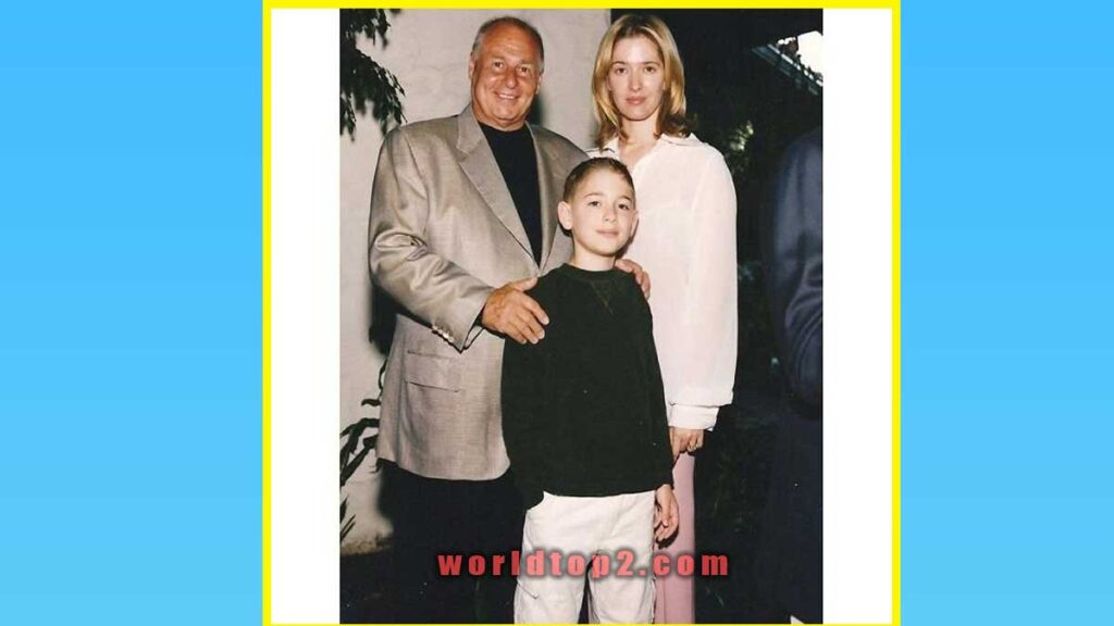 Thomas Zizzo's ex-wife with-her current husband and son