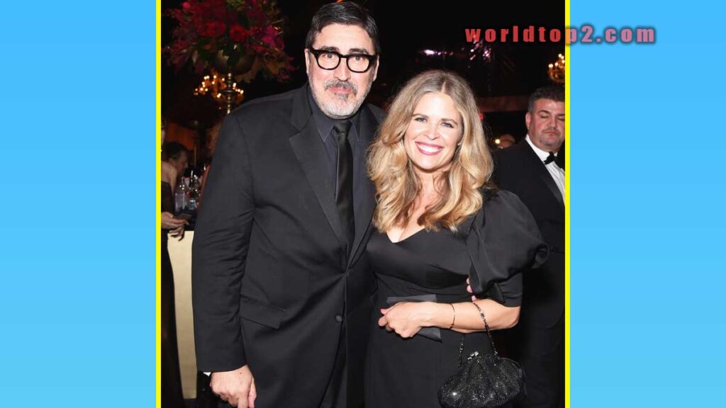 Jennifer Lee with her husband Alfred Molina