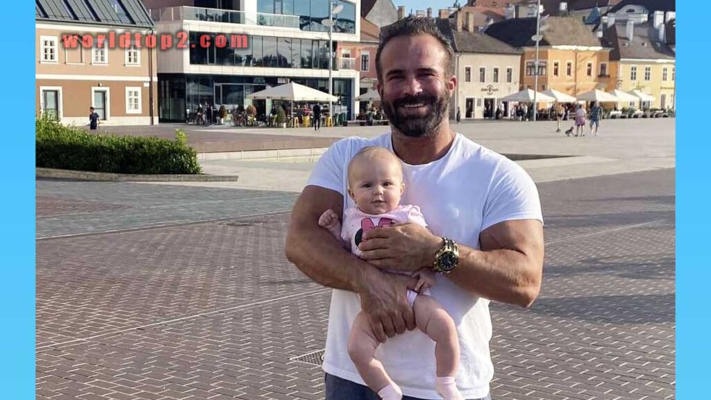 Kathi Bela with her daughter