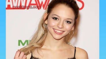 Lily Larimar | Model | Bio, Age, Height, Photos, Videos, Wiki