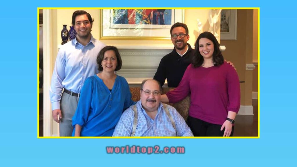 Sara DeSantis with her parents and siblings