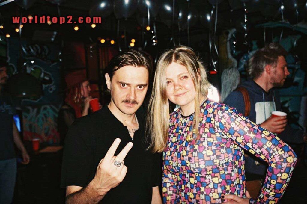 Alina Pasok bio wiki facts