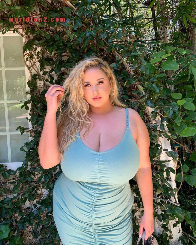 Lauren Sangster model