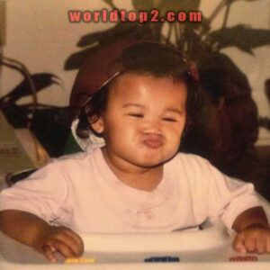 Chanel Uzi | Model | Bio, Age, Height, Photos, Videos, Wiki