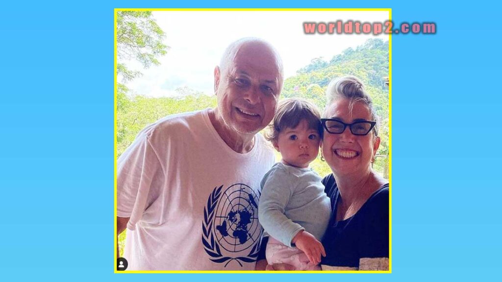 Clara Maria Werneck vitti with her grand mother and grandfather