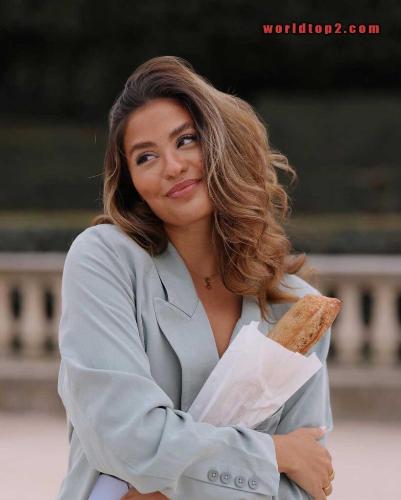 Jessica De Oliveira dj and model