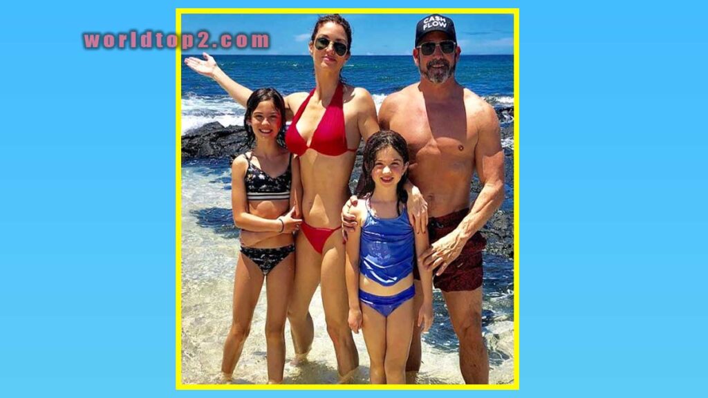 Sabrina Cardone with her parents and sister