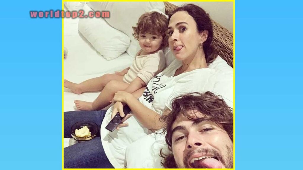 Tata Werneck with her daughter and husband