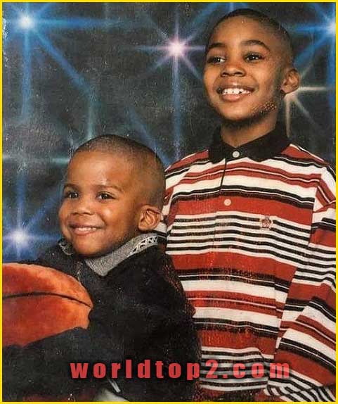 Xavier Prather with his brother Arrion