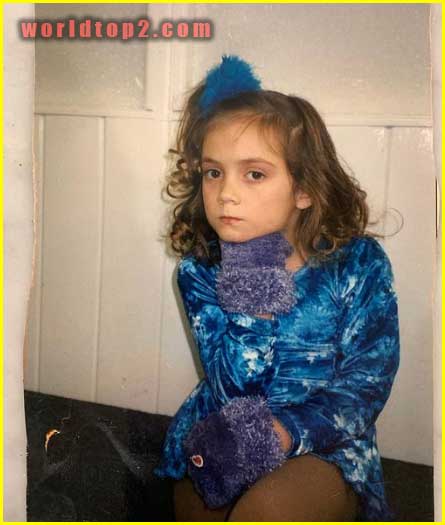 Billie Lourd childhood photo