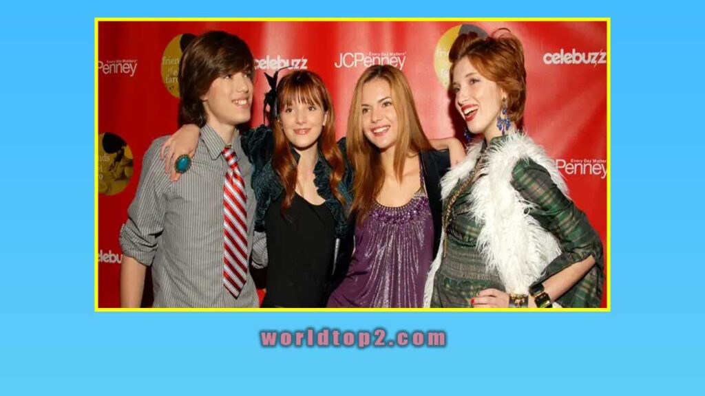 Dani Thorne with her siblings