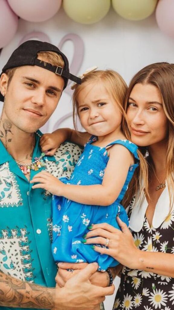 Justin Bieber and hailey baldwin with kid