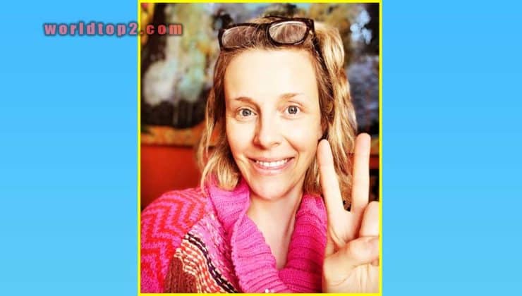 Sophia-Di-Martino.jpg biography