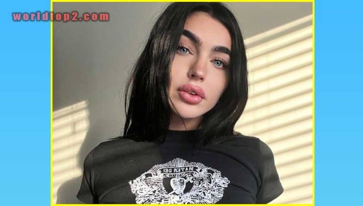 Emily Rinaudo biography