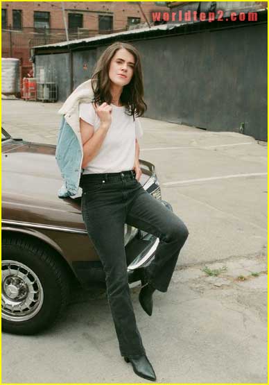 Mary Holland bio wiki facts