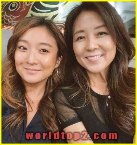 Ashley Park with her mother