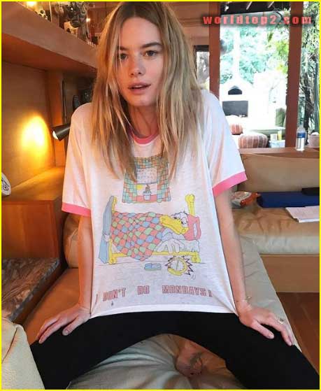 Camille Rowe bio wiki facts