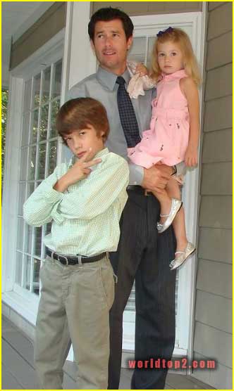 Lilah Levine childhood photo with her father and brother