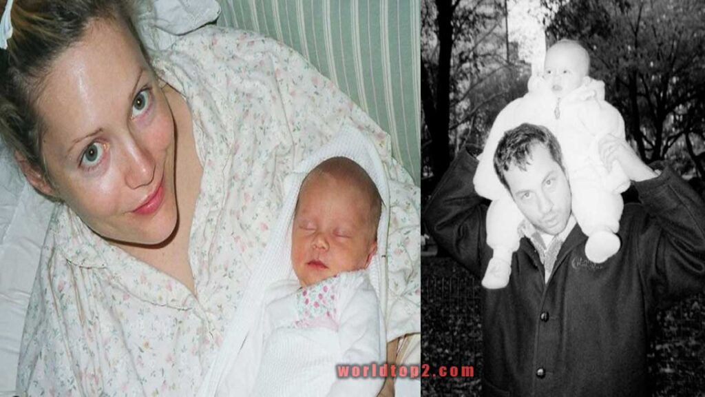 Maude Apatow with her parents