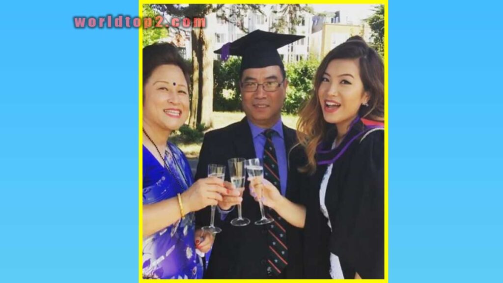 Suchi Purja with her parents