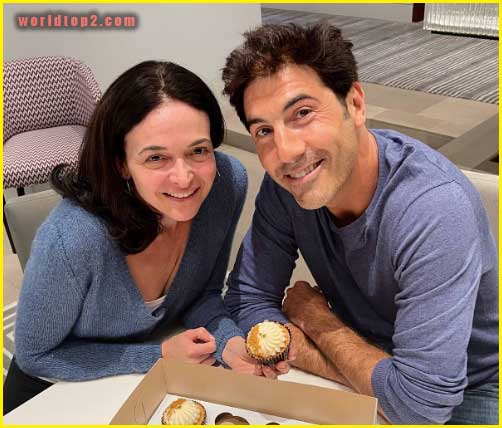 Sheryl Sandberg with her husband Tom Bernthal